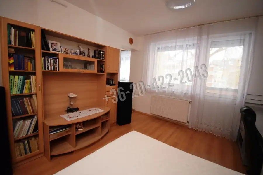 eladó téglalakás, Szigetszentmiklós