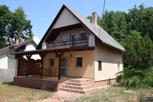Kiadó családi ház, Szigetszentmiklós 1+3 szoba 65 m² 300 E Ft/hó